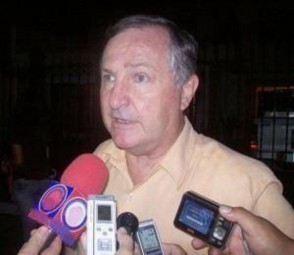 Perassi por el d�ficit habitacional: �Esto explot� y hay que encontrar una soluci�n r�pidamente�
