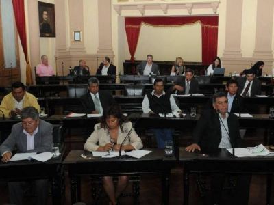 La Legislatura canaliza carencias del interior