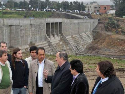 Scioli: 'No vamos a pretender cobrar impuestos a campos totalmente inundados'