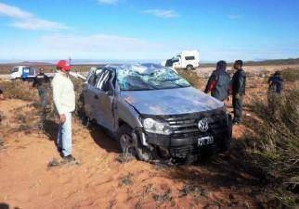 Roban camioneta en Rinc�n, huyen y vuelcan en la ruta 