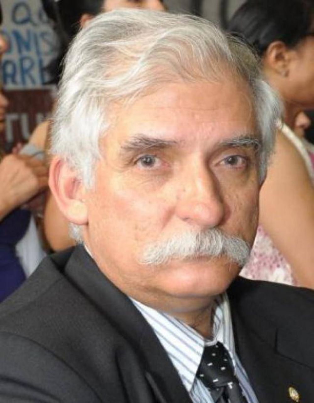 Fastidio y desagrado de la oposici�n en el Concejo