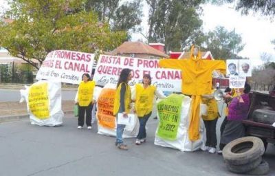 Vecinos de Tres Cerritos piden ser escuchados por el gobernador