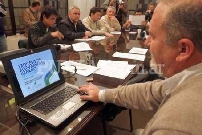 Lanzaron un relevamiento urbano para hacer un reval�o en el 2013