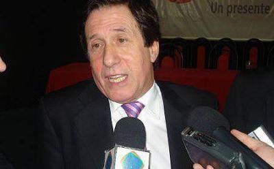 Dura denuncia de D�az P�rez: �El PRO fue por las escuelas convocando a la marcha por la seguridad�