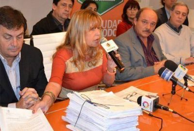La intendenta afirma ser v�ctima de una �campa�a de desprestigio tendenciosa�
