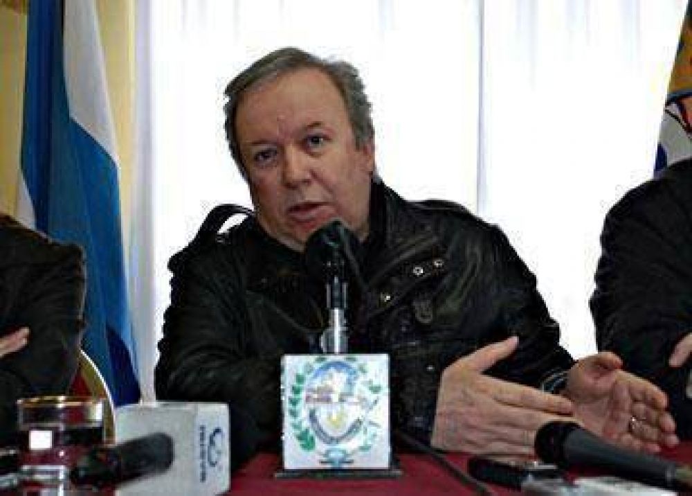 Gobierno espera fondos de Naci�n para enviar a los municipios