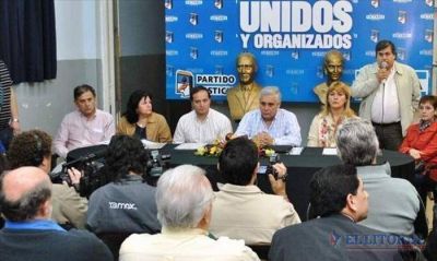 Para Colombi, �la campa�a comenz� hace rato� y Camau mantiene el tono electoral