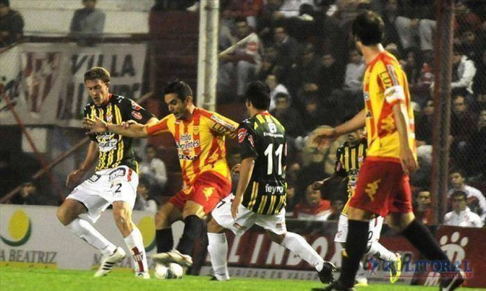 Con ventaja num�rica, Boca Unidos arriesg� poco y fall� en la definici�n