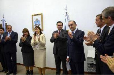 Sapag: "�Qu� quieren, hacer un golpe de Estado?"