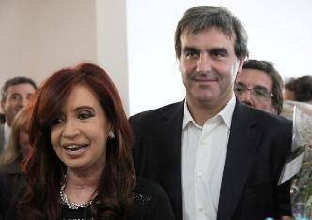 Dura�ona repudia tapa de revista Noticias.