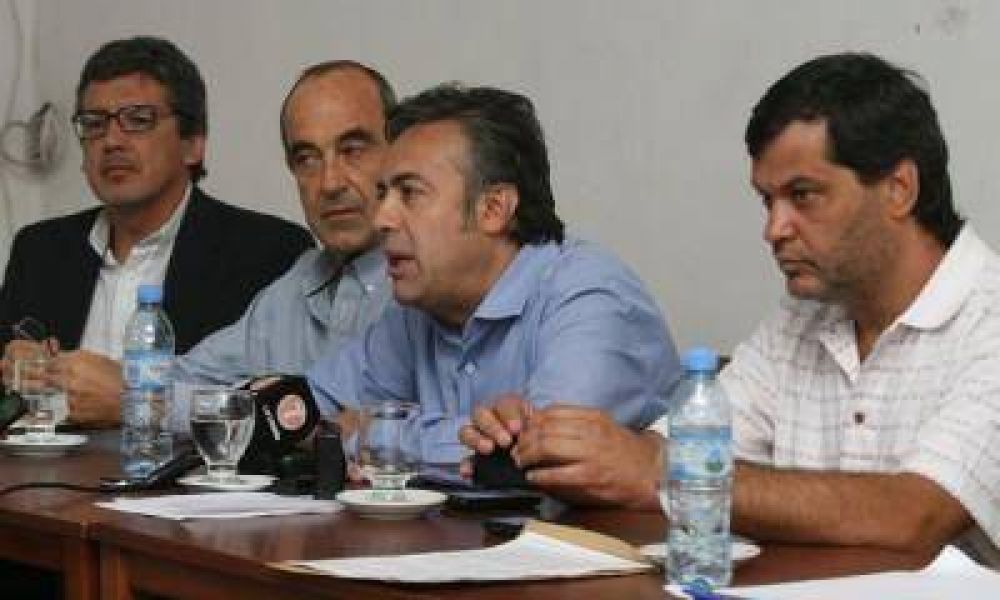 La UCR se prepara para oficializar su "no" a la reelecci�n de P�rez