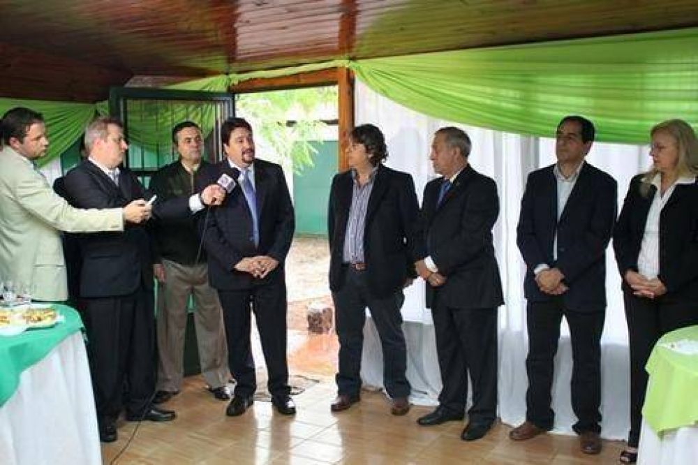 Iguaz�: El Gobernador dej� inaugurada la mutual de Gendarmer�a nacional