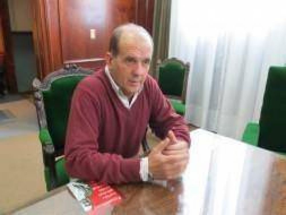 Inundaciones: Intendente Zurro reclam� obras h�dricas a Scioli