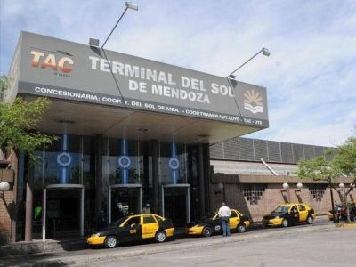 El gobierno convoca a creativos a un concurso para �cambiarle la cara� a la terminal de micros de la provincia