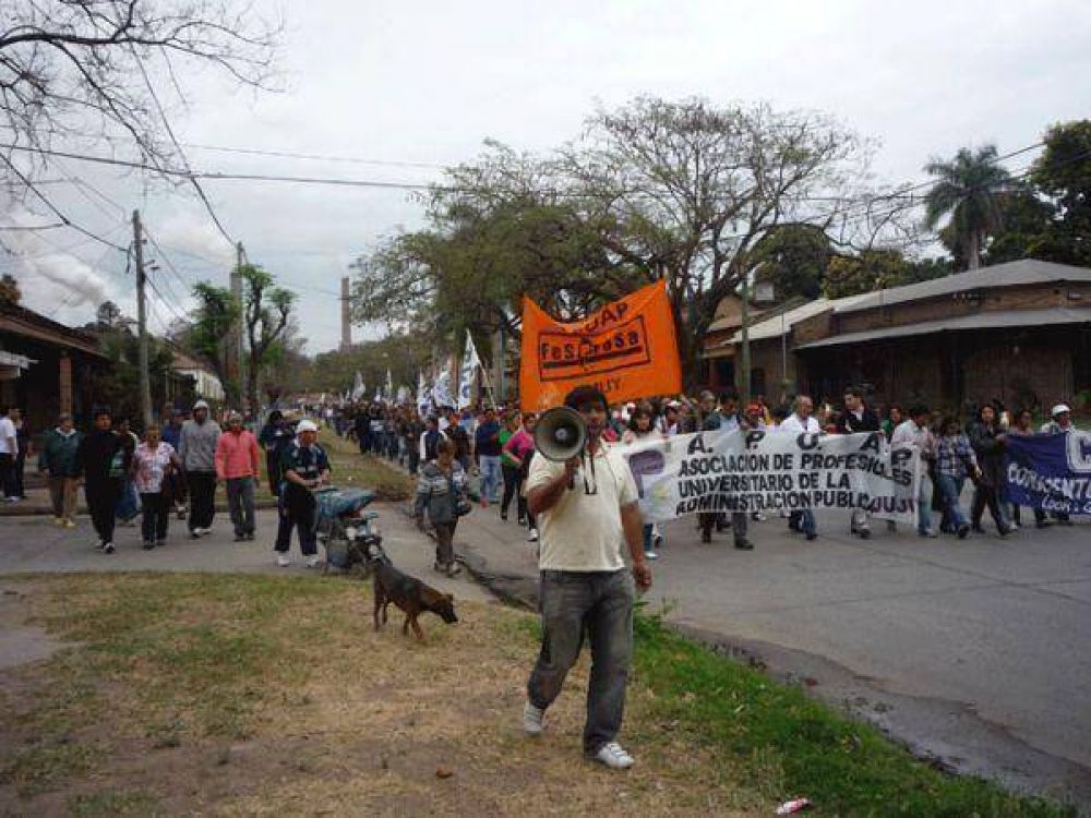 Movilizaci�n popular en Ledesma en defensa del Hospital y de la Salud P�blica en Jujuy