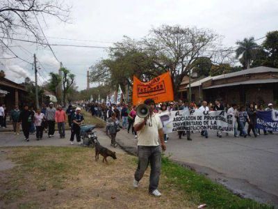 Movilizaci�n popular en Ledesma en defensa del Hospital y de la Salud P�blica en Jujuy