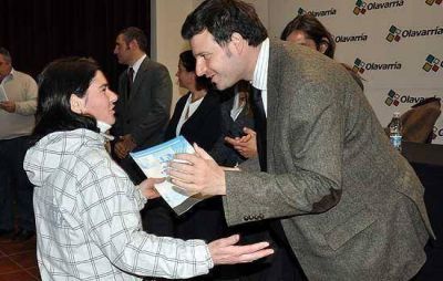 M�s de sesenta familias recibir�n sus escrituras sociales