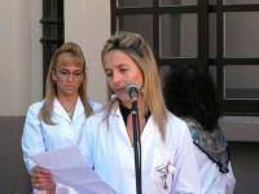 Se realiz� el acto por el d�a del maestro