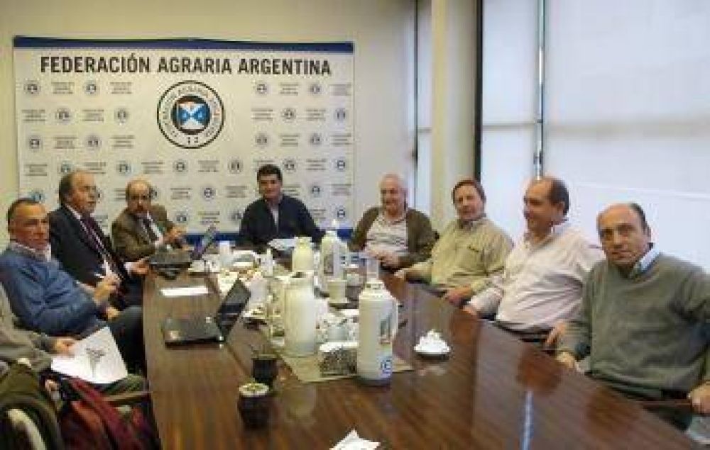 El campo va a Bol�var en busca de respuestas