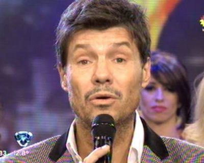 Tinelli le dedic� el programa a Pampita y Benjam�n Vicu�a