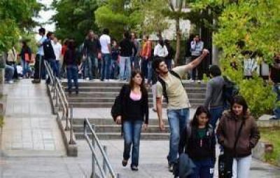 No habr� clases en la Universidad por el d�a de Neuqu�n