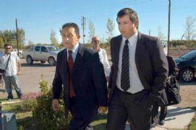 Jaque volvi� a Santa Rosa con plata y obras