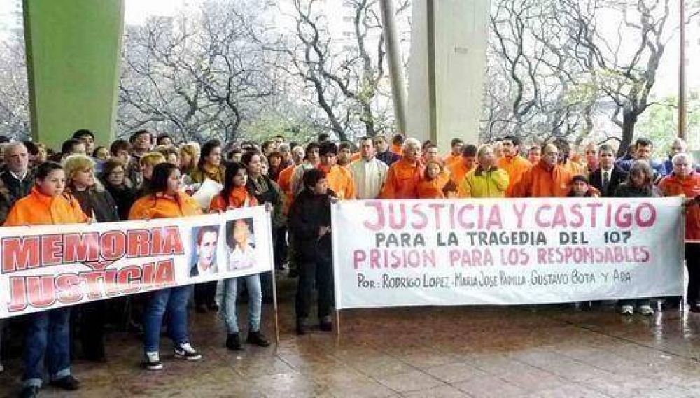 Explosi�n ambulancia 107: reclaman que el juicio inicie este a�o