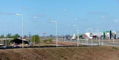 Oncativo: dos nuevas empresas se inauguran sobre la autopista