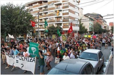 Nueva marcha contra la megaminer�a
