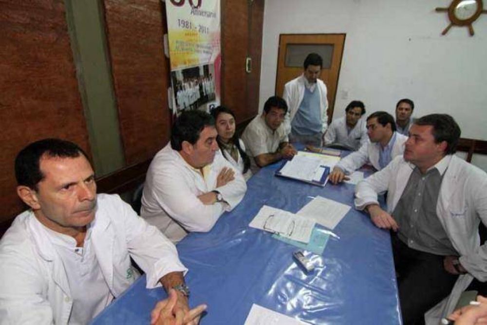 M�dicos advirtieron el procedimiento �irregular� de Salud para desplazar a la jefa del Servicio de Cirug�a