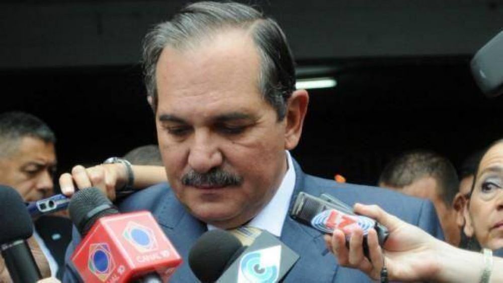  Alperovich admite que "la pobreza no desapareci� de Tucum�n"