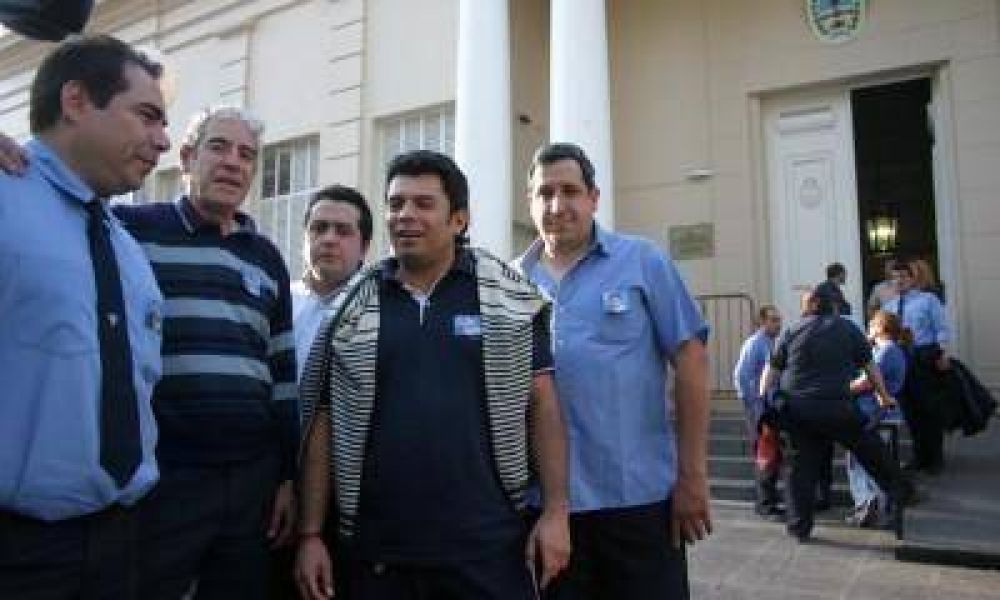 Choferes de troles: reclamaron en la Legislatura y se reunieron con la Bicameral de Seguridad