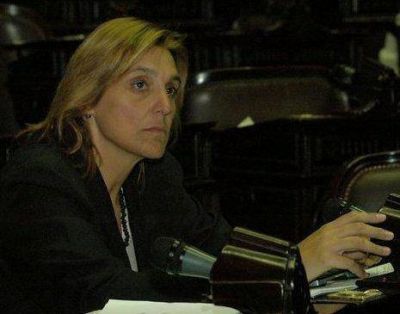 Baragiola propuso crear la Subsecretar�a de la Juventud Municipal