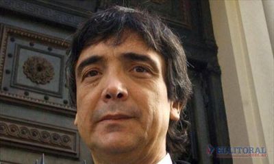 UCR: nueva l�nea interna nacional, a �la correntina�