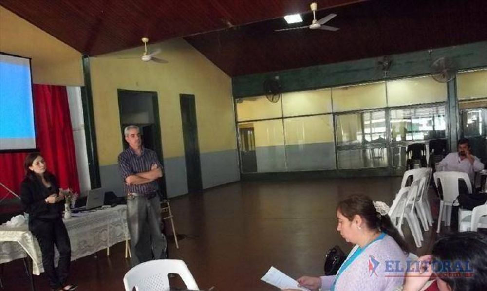 Ituzaing�: se dict� una capacitaci�n sobre bullying y violencia escolar