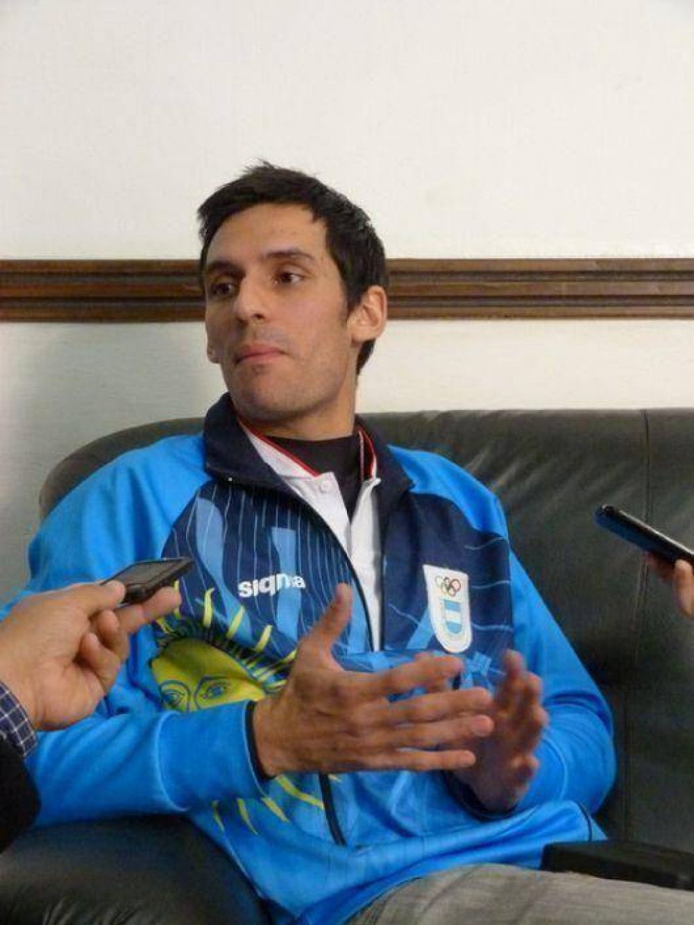Seba Crismanich confirm� v�a twitter que sufre una fractura