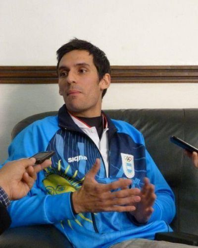 Seba Crismanich confirm� v�a twitter que sufre una fractura