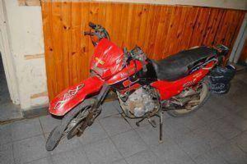 Tr�nsito fatal: muri� un motociclista tras un violento choque