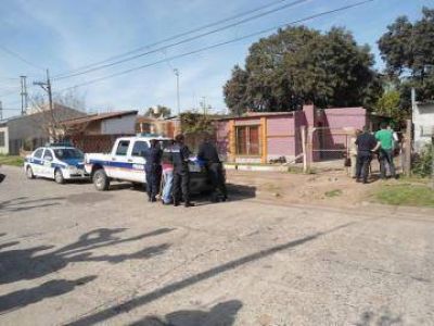 Una familia que viv�a en Alvear 855 fue desalojada