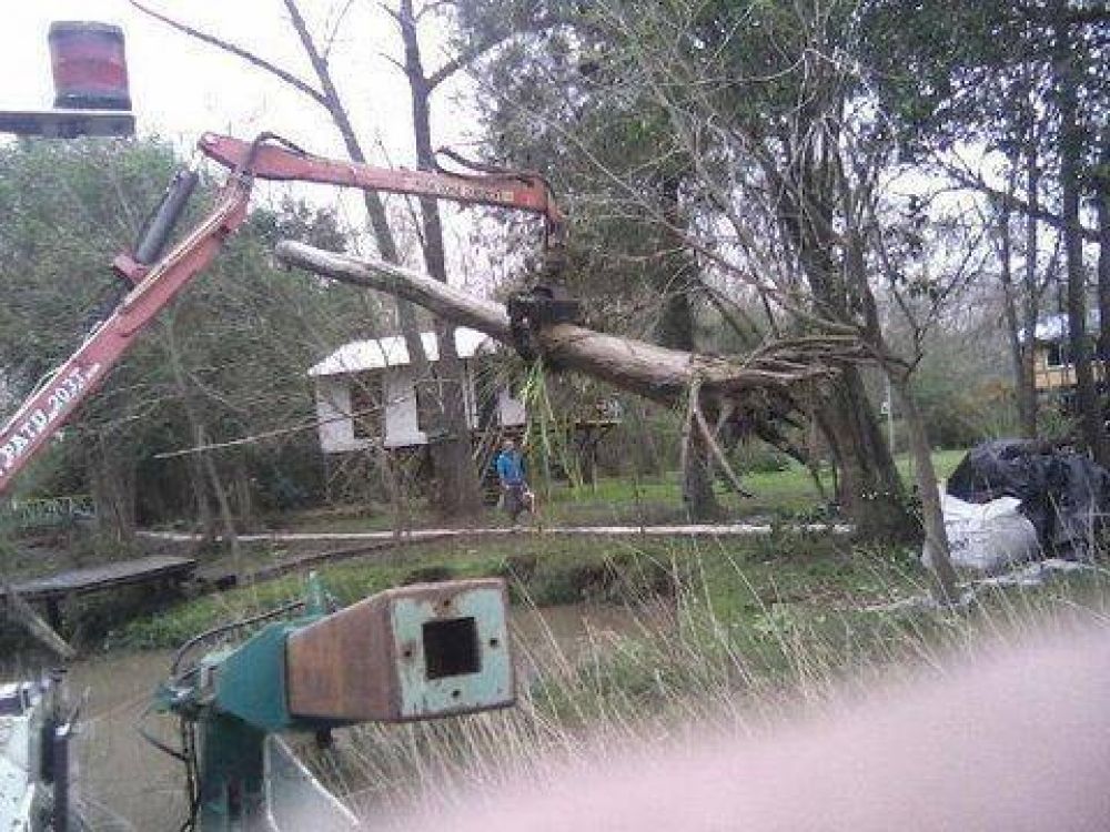 El Municipio de Tigre hace dragado y limpieza en el arroyo Abra Vieja