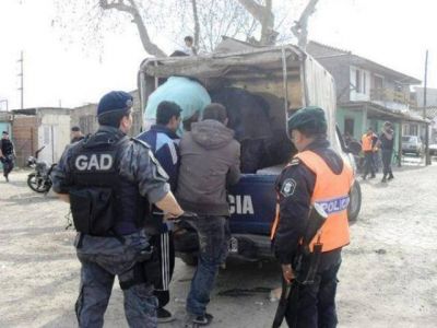 Detuvieron a un menor de 14 a�os por el asesinato de un colectivero en Bernal