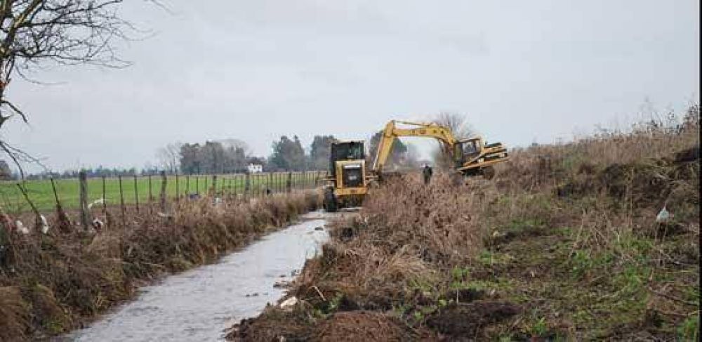 Comenzaron obras de ensanche y limpieza de canales en zonas afectadas por las inundaciones