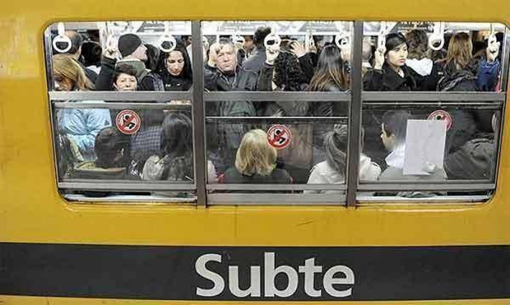 "Si el gobierno porte�o no se hace cargo, el subte va a estar peor a fin de a�o", dijo Pianelli