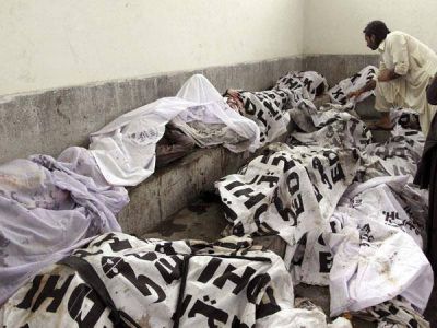 Tr�gico incendio en Pakist�n: 240 muertos