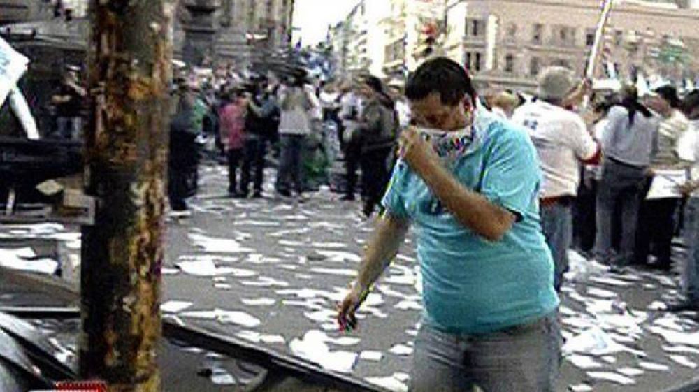 Tensi�n en Congreso en una protesta de empleados del Ciudad