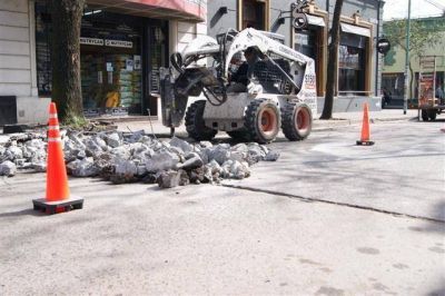 Comenzaron varias tareas de obras de pavimento