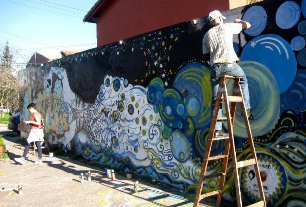 Vagamuros: j�venes en un encuentro con la creatividad y la belleza