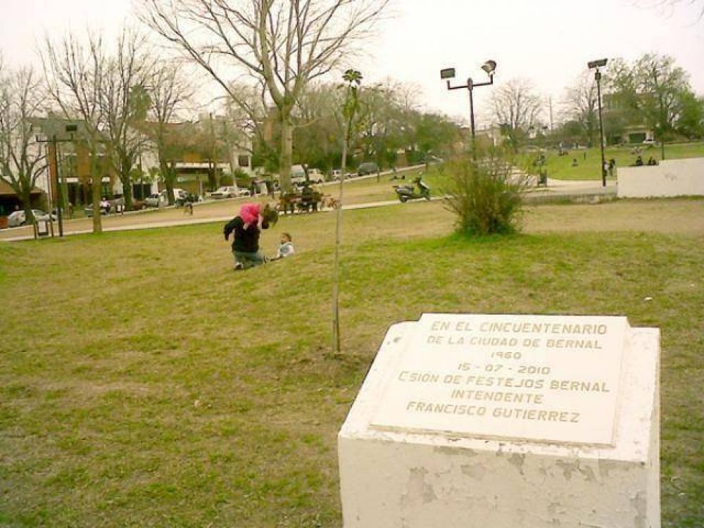 Pol�mica por el nombre de una plaza