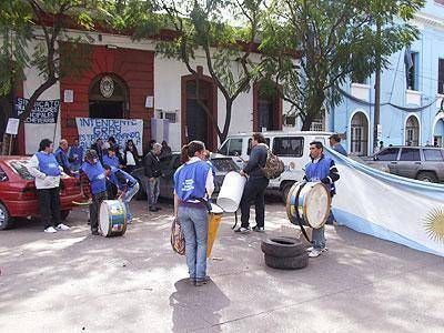 Echeverria: El reclamo por las horas extras contin�a sin resoluci�n