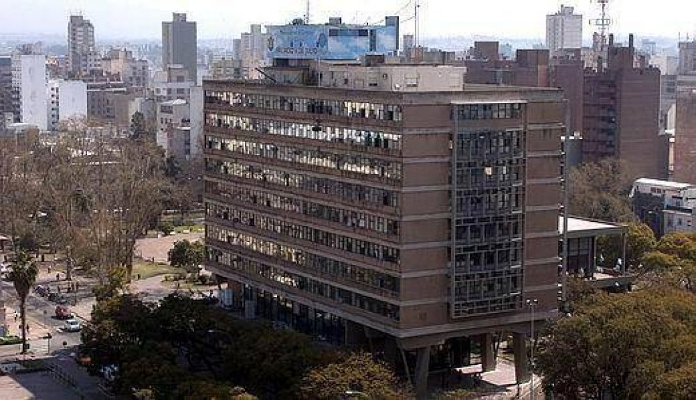 Intendentes tienen 3 meses para decidir si unifican cobro de tributos con los provinciales